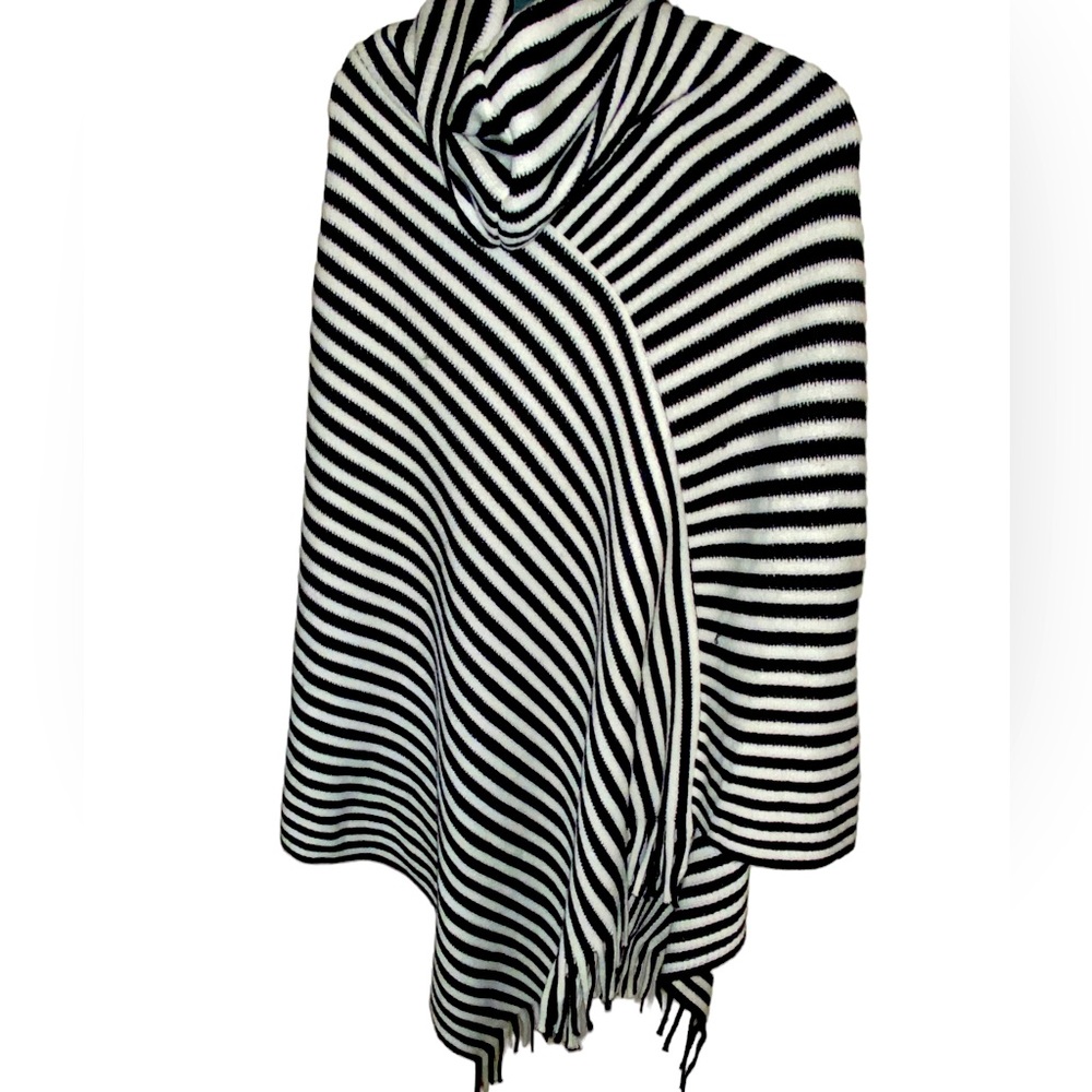 Gorgeous Winter Shawl